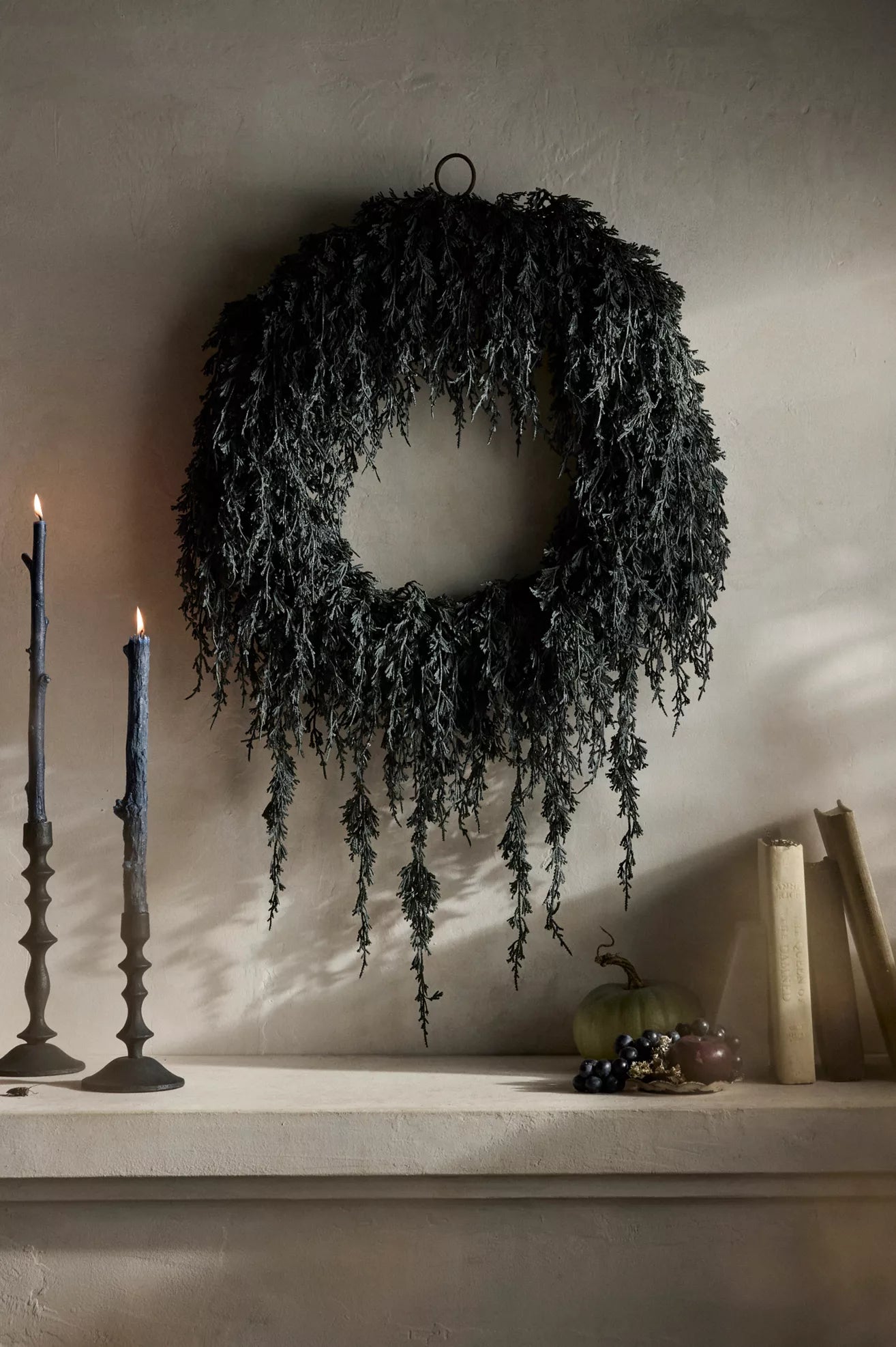 Cascading Black Boughs Wreath